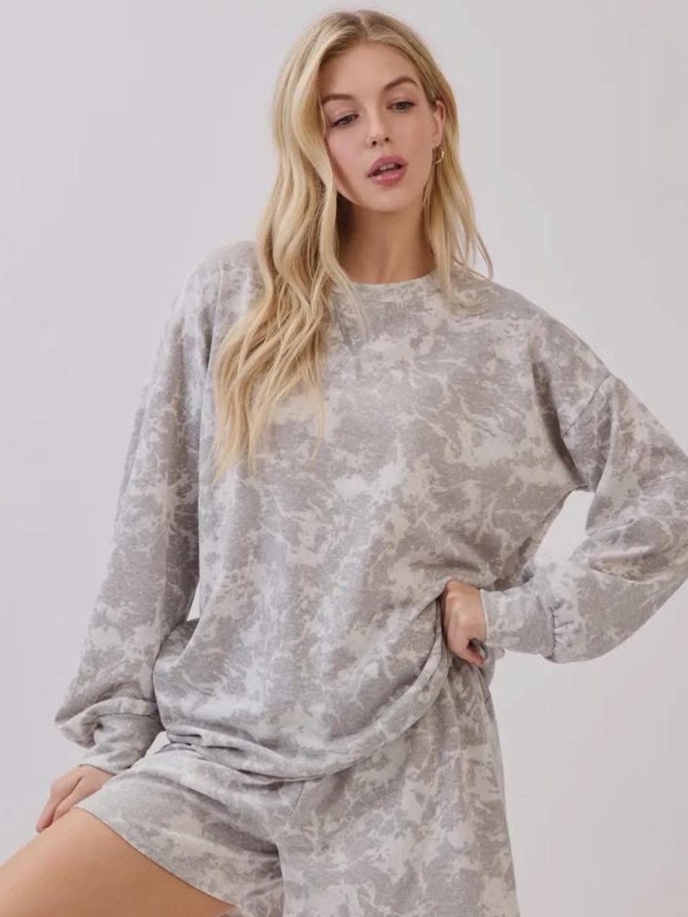 Relaxed Gray lightweight long sleeve